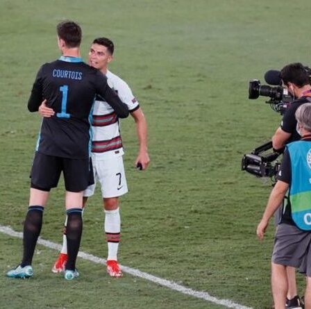 Le message direct de Cristiano Ronaldo au "chanceux" Thibaut Courtois après la chute du Portugal