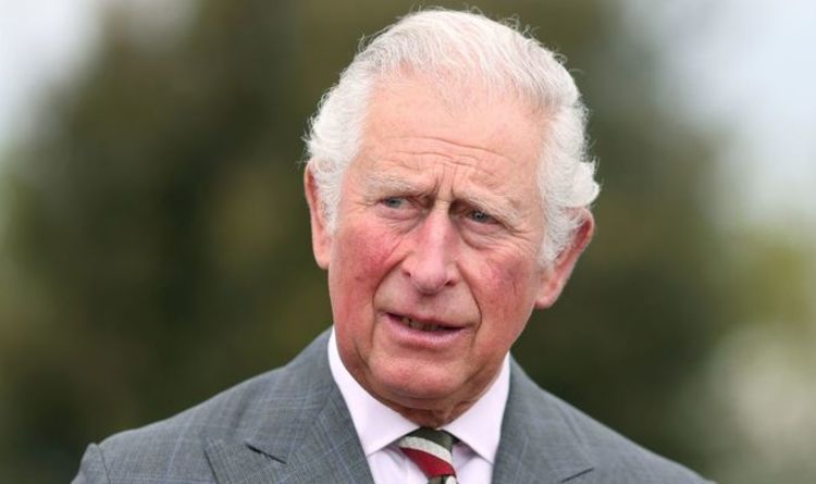 Le prince Charles s'éloigne des "situations émotionnelles exacerbées", selon le coach vocal de Diana