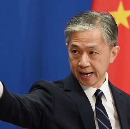 Le sang bouillonne alors que Pékin fustige Ardern et Morrison pour « ingérence » en mer de Chine méridionale