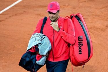 Les chances de Roger Federer à Wimbledon évaluées par Boris Becker après le retrait de Roland-Garros