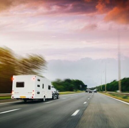 Les conducteurs plus âgés seront confrontés à des règles différentes concernant les caravanes et les camping-cars cet été