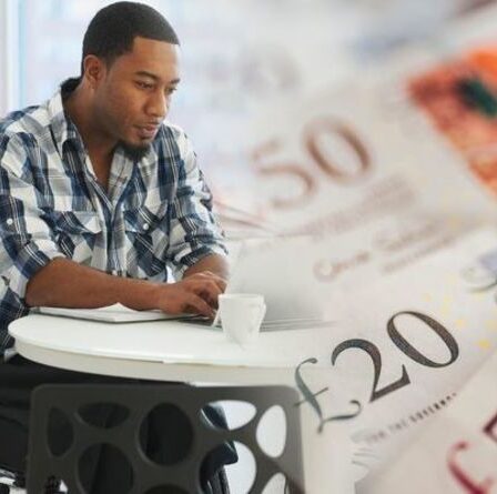 Les demandeurs PIP peuvent recevoir des paiements supplémentaires d'une valeur de 4 610 £ par an - éligibilité expliquée