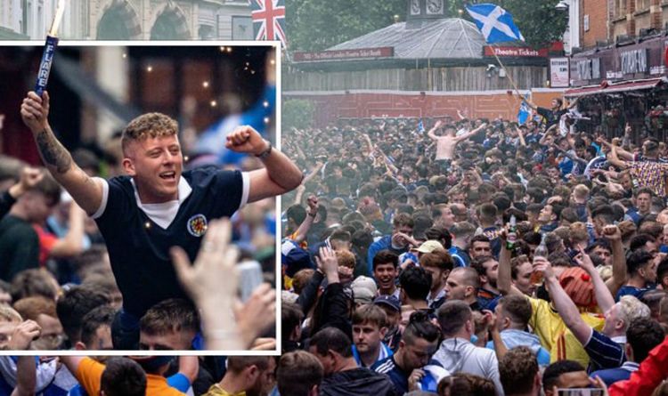 Les fans écossais font des ravages à Londres alors que l'armée tartan inonde le West End - Met la police ignorée