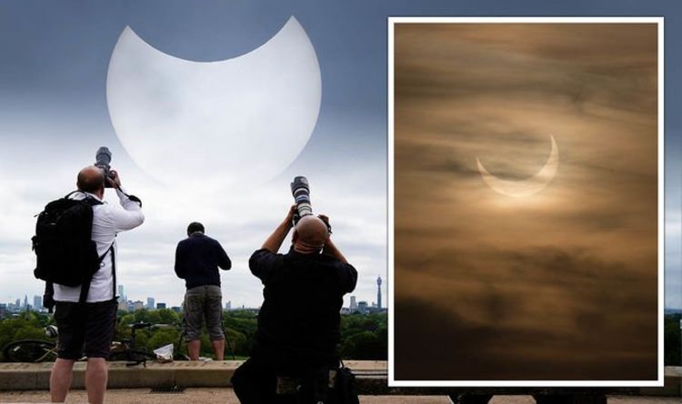 Les meilleures photos de la magnifique éclipse solaire 'Ring of Fire' du monde entier 'Incredible'