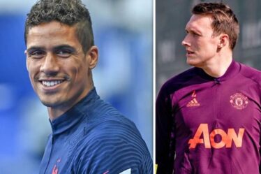 Man Utd cible les commentaires de Raphael Varane sur Phil Jones alors qu'Ole Gunnar Solskjaer envisage un accord