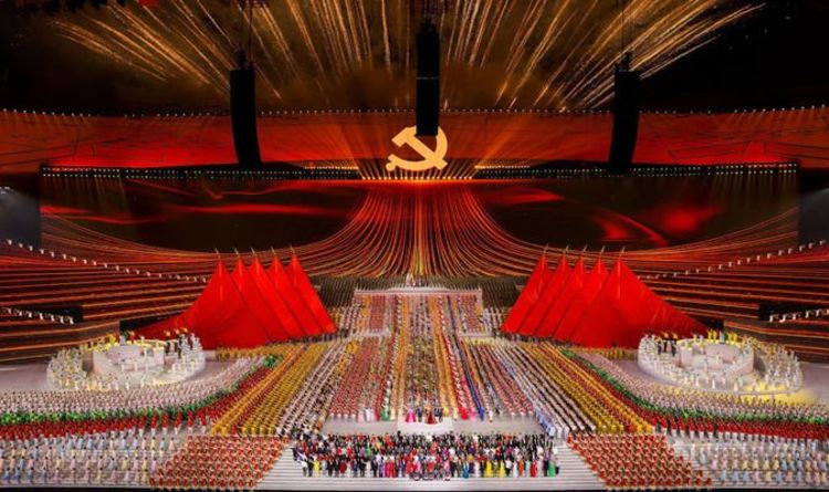«Mouvement quasi-religieux» Des images troublantes émergent de la célébration du Parti communiste chinois