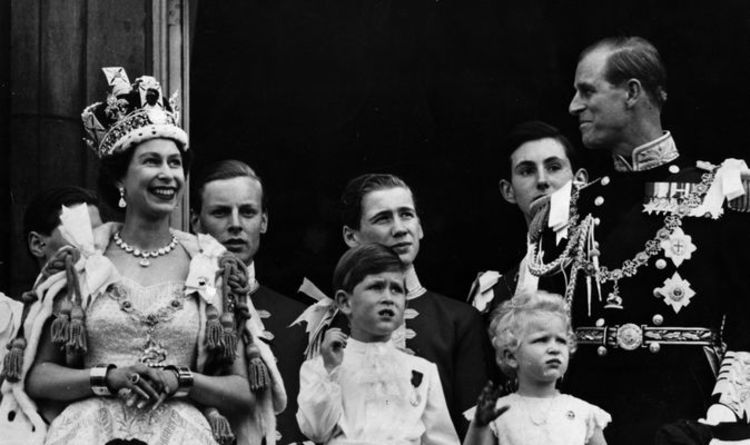 Nouvelles de la reine Elizabeth II: 9 détails que vous ne saviez pas sur le couronnement spectaculaire de la reine