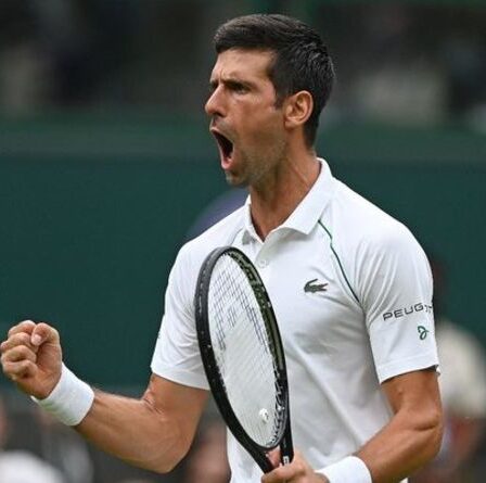 Novak Djokovic se bat contre le Britannique Jack Draper pour remporter le match d'ouverture de Wimbledon