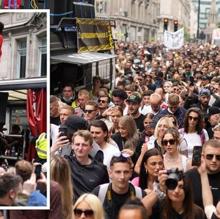 Regent Street fermée par des ravers alors que des milliers de personnes inondent le centre de Londres en signe de protestation