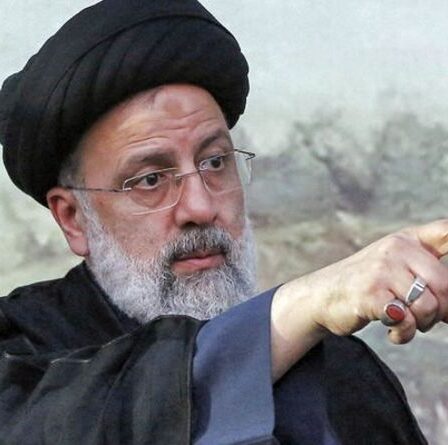 Résultats des élections en Iran: le Hardliner Raisi remporte une victoire écrasante, signalant un énorme changement