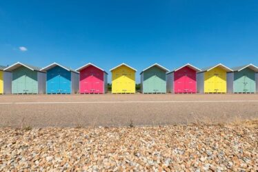 Rightmove nomme ses cabanes de plage «préférées» à vendre alors que les prix grimpent à 40 000 £