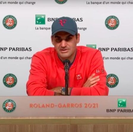 Roger Federer admet qu'il pourrait se retirer de Roland-Garros après la victoire exténuante de Dominik Koepfer