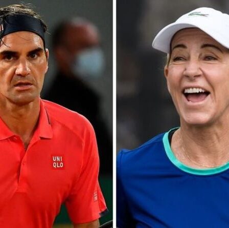 Roger Federer face à une « bataille difficile » alors que Chris Evert s'inquiète des chances de Wimbledon