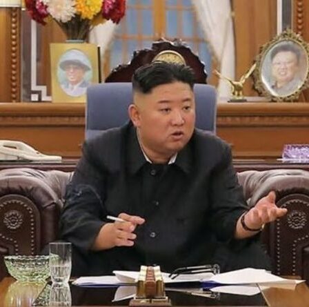 Santé de Kim Jong-un: le despote nord-coréen déclenche l'alarme alors que les photos montrent "BEAUCOUP de perte de poids"