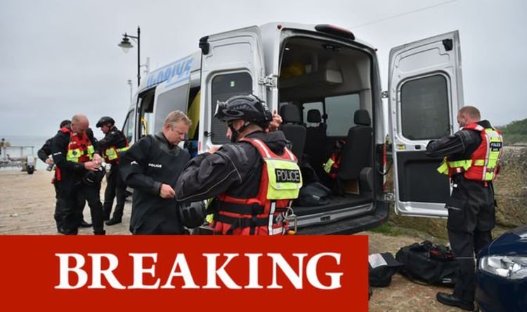 Sept personnes arrêtées alors que des véhicules près du G7 transportaient des grenades fumigènes