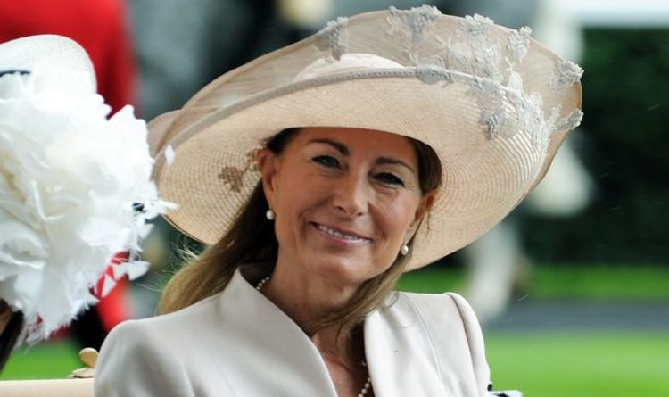 " Son influence est immense ", la mère de Kate, Carole Middleton, est " le pouvoir derrière le trône "