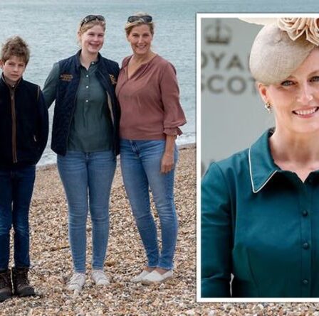 Sophie, comtesse de Wessex utilise la technique parentale « aller à » sur Lady Louise et James