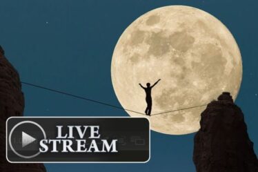 Supermoon LIVE stream: Comment regarder la spectaculaire Super Strawberry Moon de ce soir