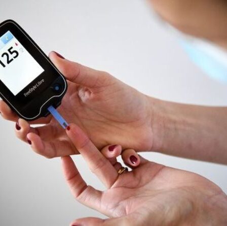 Tableau des taux de glycémie par âge - ce que VOS taux de glucose signifient vraiment pour vous