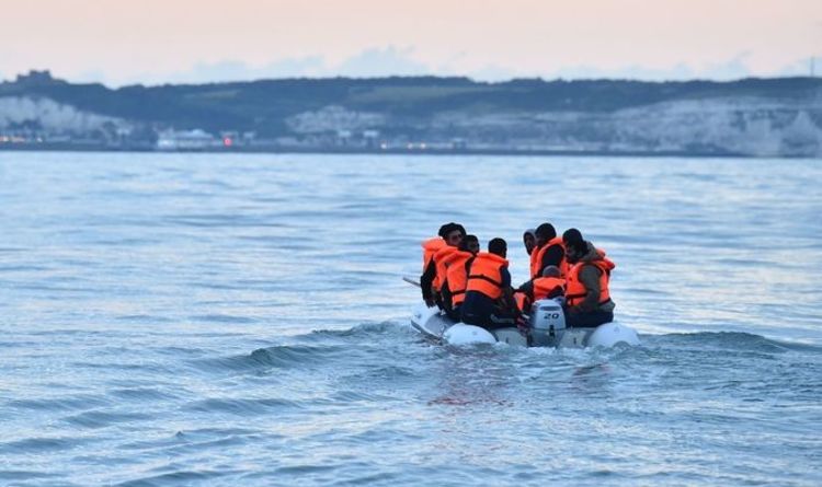 Traversées de la Manche : les conseils sur le système de rotation pour emmener les enfants migrants alors que le Kent est submergé
