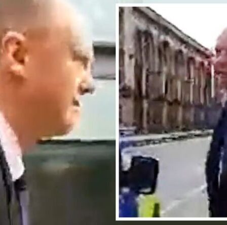 Un député conservateur «épouvantable» mène la fureur alors que Chris Whitty est harcelé dans la rue par un anti-vaxxer «vil»