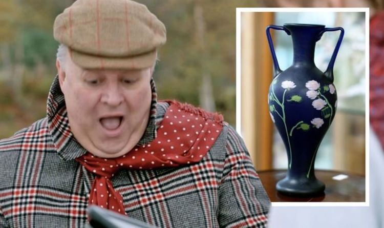 Un expert en antiquités sur Road Trip abasourdi alors que le petit vase se vend six fois son estimation
