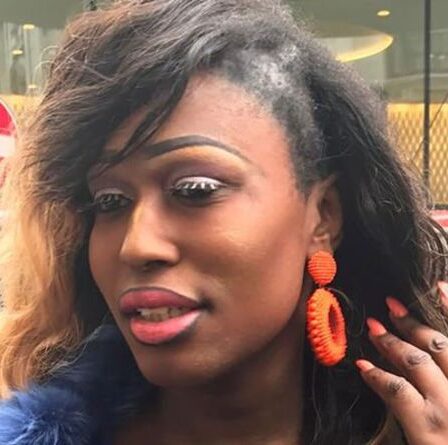 Une esthéticienne violente emprisonnée six fois est de retour derrière les barreaux pour déchaînement de lance-flammes