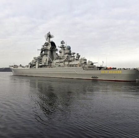 Une flotte menaçante de 40 avions et navires russes « effraie l'Ouest » avec des exercices de guerre dans le Pacifique