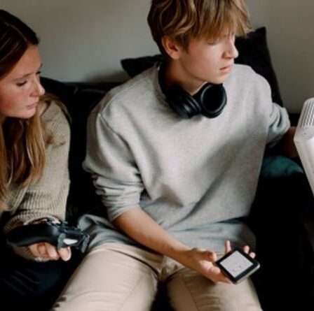 Une organisation caritative prévient que 2,5 millions de foyers se sont endettés sur les factures du haut débit pendant la pandémie