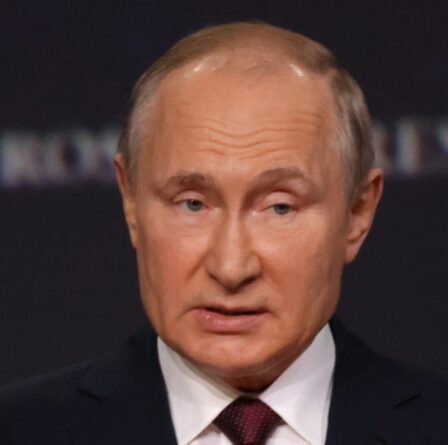 Vladimir Poutine évite de répondre s'il est un "tueur" dans une nouvelle interview remarquable