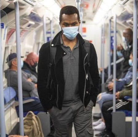 Les lois sur les masques SERONT abolies le jour de la liberté après que Boris nous ait exhorté à la «responsabilité personnelle»