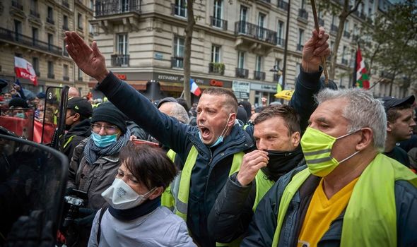 GILETS JAUNES