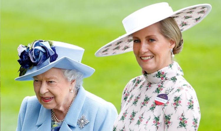 La reine voit Sophie Wessex " comme une autre fille " alors que la comtesse " lui a montré un côté différent "