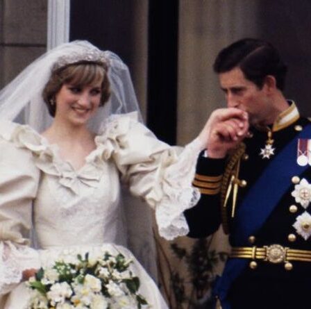 La princesse Diana a tenté d'annuler le mariage avec Charles, mais ses sœurs lui ont dit "c'est trop tard"
