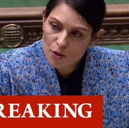 Priti Patel défendu par les ministres après que le ministre de l'Intérieur a été fustigé par l'Anglais Tyrone Mings