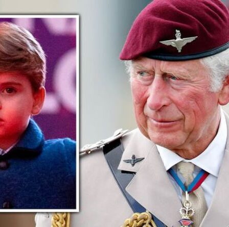 Le prince Charles 'peut souhaiter que le titre de duc d'Édimbourg revienne à Louis' avant le remaniement royal