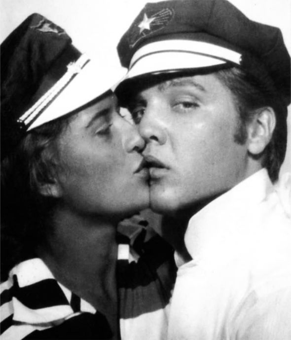 Elvis et June Juanico à l'été 1956