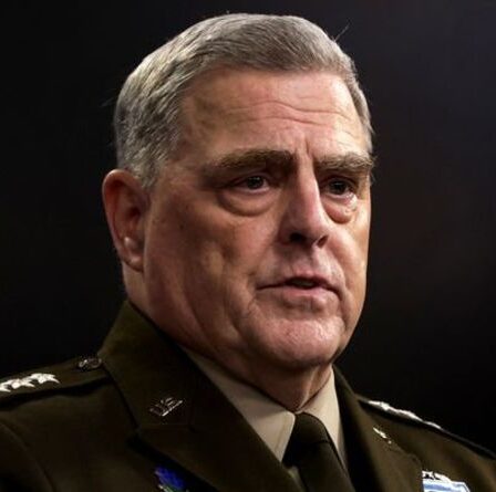 Avertissement des talibans : les insurgés pourraient "prendre complètement le contrôle" de l'Afghanistan, prévient le haut général américain