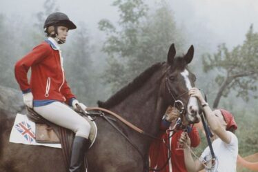 La princesse Anne a été "commotionnée" lors de sa comparution aux Jeux olympiques: "Je ne me souvenais de rien"