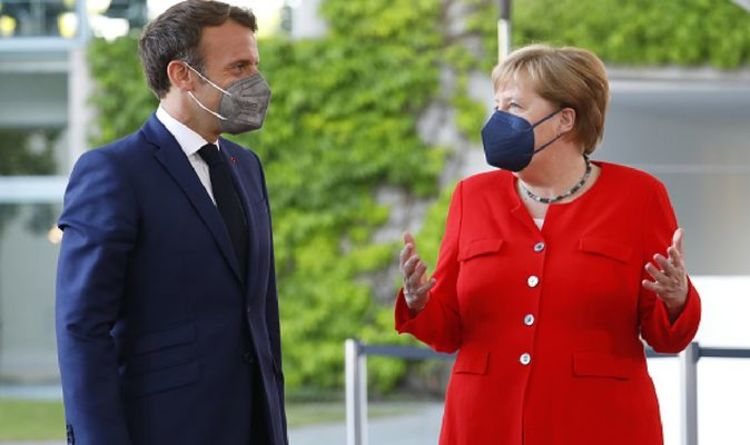 Emmanuel Macron déclenche le chaos pour Angela Merkel alors que l'équipe de la chancelière s'affronte sur le laissez-passer vert