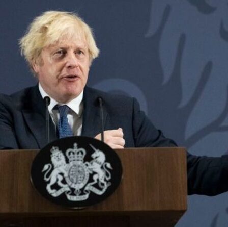 Allocations familiales: Boris Johnson exhorté à mettre en œuvre une augmentation hebdomadaire de 10 £ pour lutter contre la pauvreté