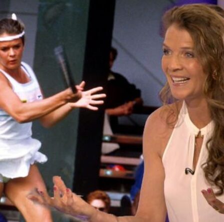 Annabel Croft, 54 ans, suscite la frénésie parmi les fans de Wimbledon 2021 alors qu'elle affiche une beauté sans âge