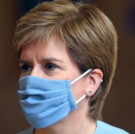 « Arrêtez de regarder en arrière ! » Un transfuge du SNP met en garde Sturgeon contre le fait qu'il "supprime son retour dans l'UE"