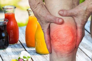 Arthrite : le jus de fruit qui peut vous exposer à un « risque trois fois plus élevé » d'arthrite