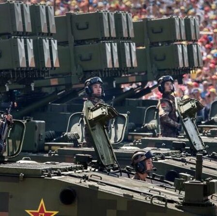 Boris Johnson a mis en garde contre un conflit hybride avec la Chine - "Nous sommes constamment en guerre!"