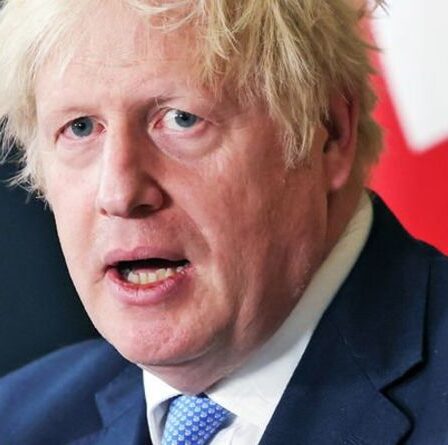 Boris au bord du gouffre: le député d'arrière-ban menace de renverser le Premier ministre alors que la rébellion conservatrice grandit