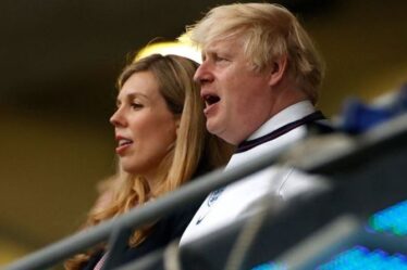 Boris prendra la décision du jour férié de l'Euro 2020 - Southgate "recevoira l'honneur"