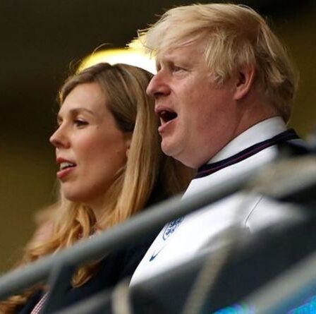 Boris prendra la décision du jour férié de l'Euro 2020 - Southgate "recevoira l'honneur"