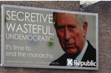 Contrecoup royal: des anti-monarchistes en colère élaborent un plan de 16 000 £ pour installer 12 panneaux d'affichage offensifs