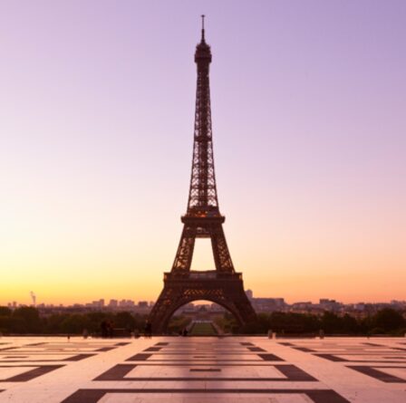 Craint la France au bord de la liste rouge des voyages alors que le pays se démène pour contenir la souche Beta Covid